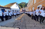 TRADIÇÃO: Corpus Christi coloriu ruas e encheu Prados de fé