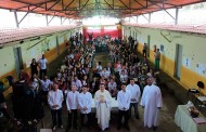 Prados reuniu mais de 200 jovens em nome da fé