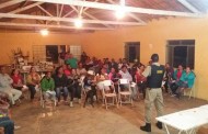 Comunidade das Pitangueiras faz reivindicações a PM de Prados