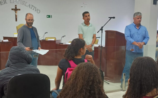Alunos da E.E. Viviano Caldas visitaram a Câmara Municipal