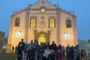 FÉ E DEVOÇÃO: Grupo de pradenses caminha durante a madrugada até Tiradentes para participar de missa do Jubileu