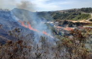 Incêndio atinge área da Pedreira em Prados na tarde desta sexta-feira