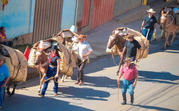 XXIV Festa do Tropeiro 2026 acontece no dia 6 de junho em Prados com shows, homenagens e tradição cultural