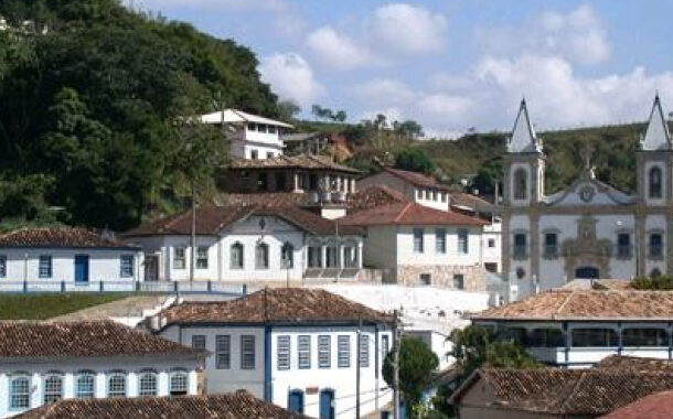 Comércio de Prados terá horários especiais na Semana Santa