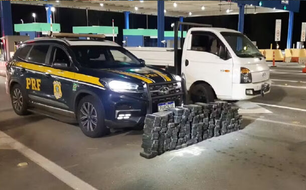 Motorista é preso com 195 kg de pasta base de cocaína na BR-040, em Barbacena