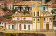 Igreja de Nossa Senhora do Rosário divulga programação do mês dedicado ao Santo Rosário em Prados