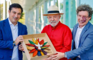 Artesanato de Prados ganha destaque com peça de Juninho da Boa Vista entregue ao presidente