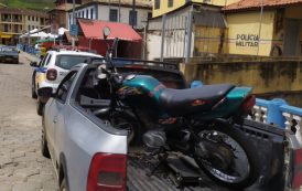 Homem é preso com veículo adulterado em Prados