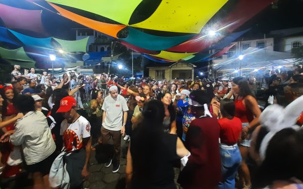 Carnapae 2026 transforma a noite de Prados em um espetáculo de inclusão e alegria