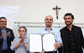 Governo de Minas transfere capital para Barbacena e anuncia novo Colégio Tiradentes na região