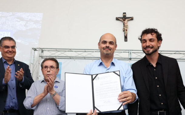 Governo de Minas transfere capital para Barbacena e anuncia novo Colégio Tiradentes na região