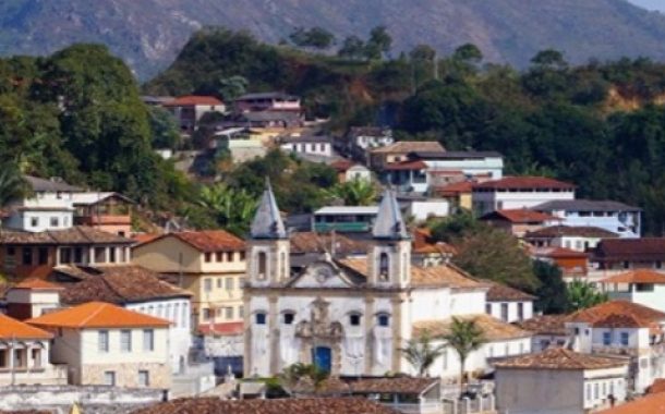 Paróquia de Prados divulga vasta programação para os fiéis durante a quaresma