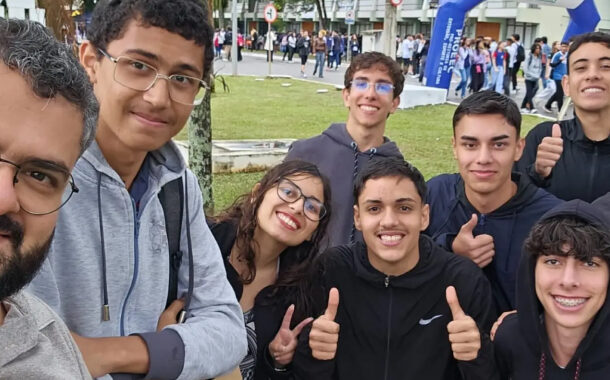 Escola Estadual Dr. Viviano Caldas leva alunos à UFLA e fortalece sonhos universitários de jovens pradenses