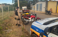 PM de Prados apreende motos irregulares durante patrulhamento neste fim de semana