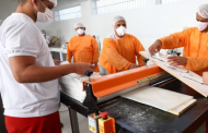 BOM EXEMPLO: Presos de MG já produziram 1 milhão de fraldas e absorventes