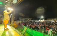 ExpoPrados 2025 começa com casa cheia e muito bom humor com Tonho Prados