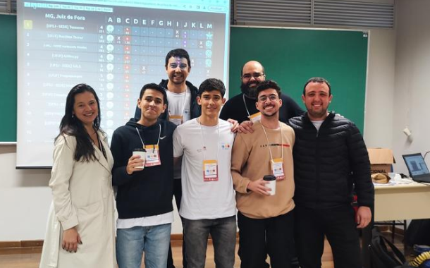 Estudante de Prados conquista 1º lugar em Maratona de Programação