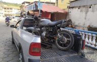 PM apreende motocicleta irregular após denúncia anônima em Prados