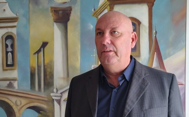 Literatura para todos: Ricardo Salim lança audiobook gratuito de livro de crônicas